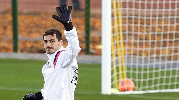 Iker Casillas abandona Valdebebas tras llegar a un acuerdo