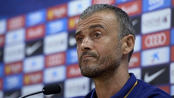 Luis Enrique: «El 'triplete' es pasado, ahora vamos a por el 'sextete'»