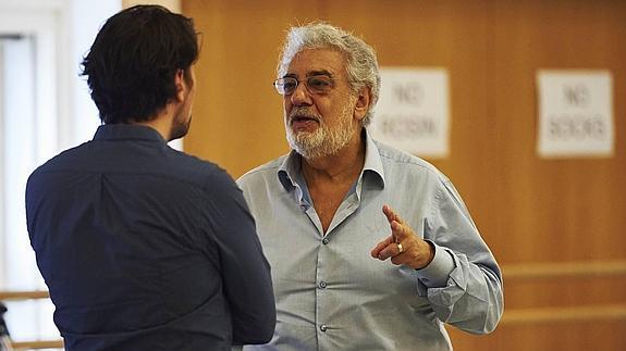 Plácido Domingo, asesor de lujo para cantantes en busca de gloria