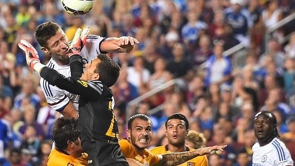 El Barça regresa con lagunas defensivas