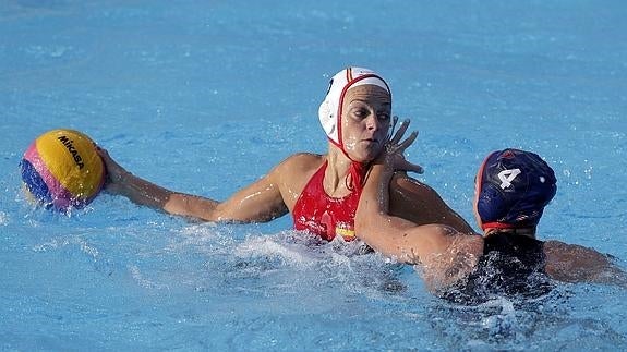 España pierde el duelo de titanes en la piscina