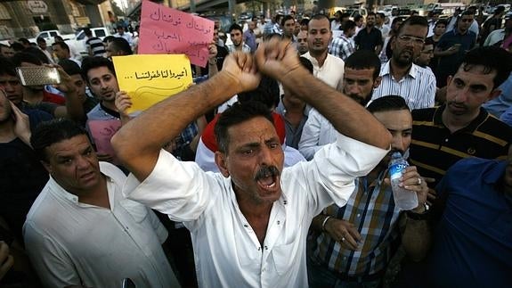 El Parlamento iraquí aprueba las medidas de Al Abadi contra la corrupción