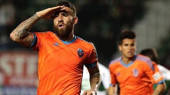 El Valencia y el City confirman el traspaso de Otamendi