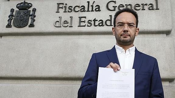 El PSOE lamenta que la Fiscalía prefiera «mirar a otra parte»