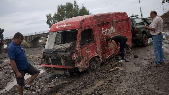 Las lluvias torrenciales dejan dos muertos y cientos de incidencias en toda Andalucía