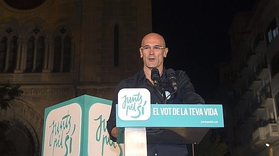 Romeva: «No tengo ningún problema con mi nacionalidad española»