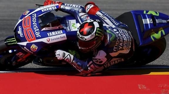 Lorenzo domina... aunque no tanto