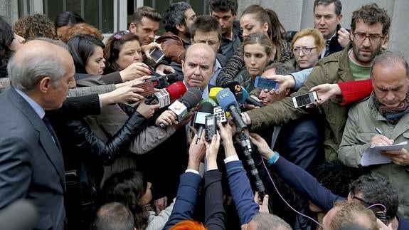 El juez de los ERE en el Supremo reprocha a los aforados que dejen «el tren en marcha»