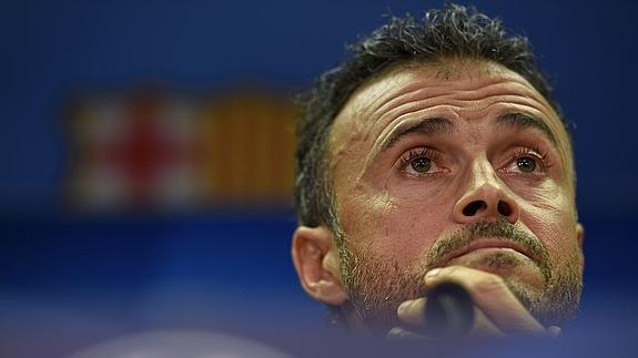 Luis Enrique reprocha a la afición que no anime con el marcador adverso