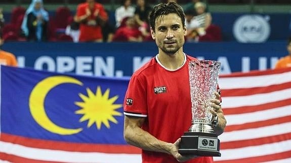 Ferrer supera a Feliciano y conquista su cuarto título del año