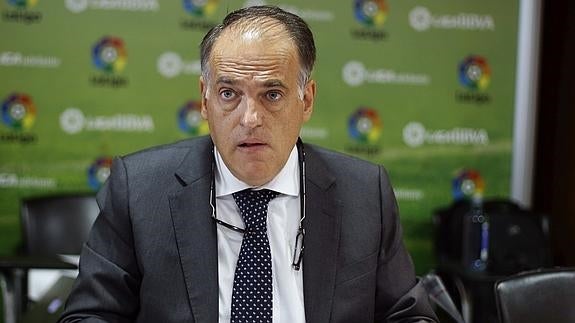 Tebas:«Si criticas a la FIFA te amenazan con expulsarte; eso también es corrupción»