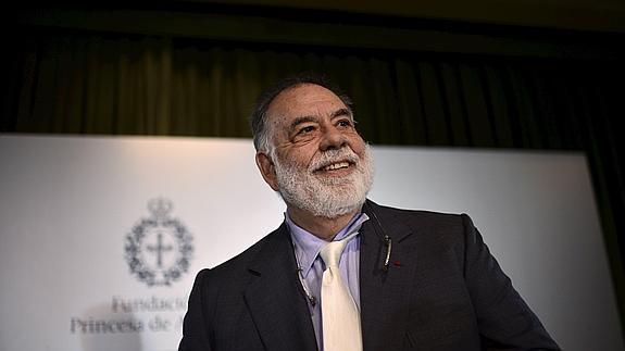 Coppola reclama experimentación y riesgo para que el cine avance