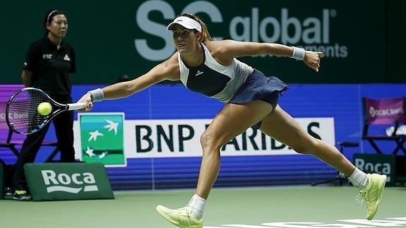 Garbiñe se desinfla ante Radwanska