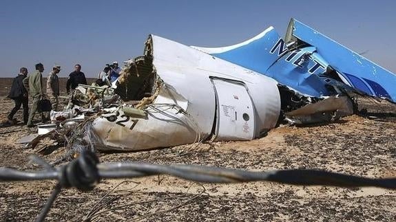 Obama también ve «posible» que hubiera una bomba en el avión ruso que se estrelló en Egipto