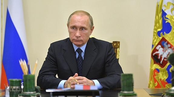 Putin ordena la suspensión de todos los vuelos rusos a Egipto