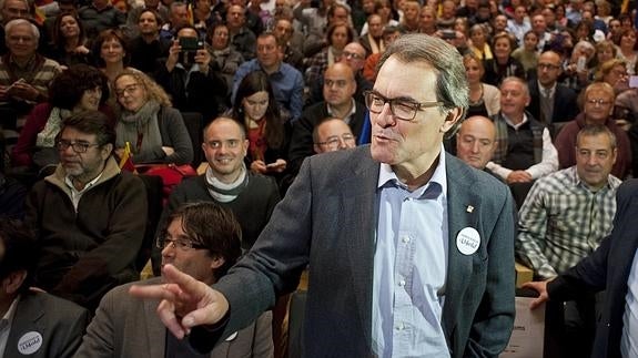 El independentismo catalán vuelve a examinarse en las urnas