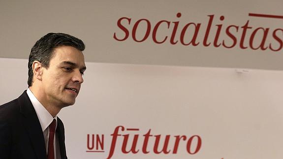 Sánchez cuenta con el respaldo de los barones para intentar formar gobierno si el PP no lo consigue