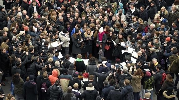 París rinde un último homenaje a las víctimas de los atentados de 2015