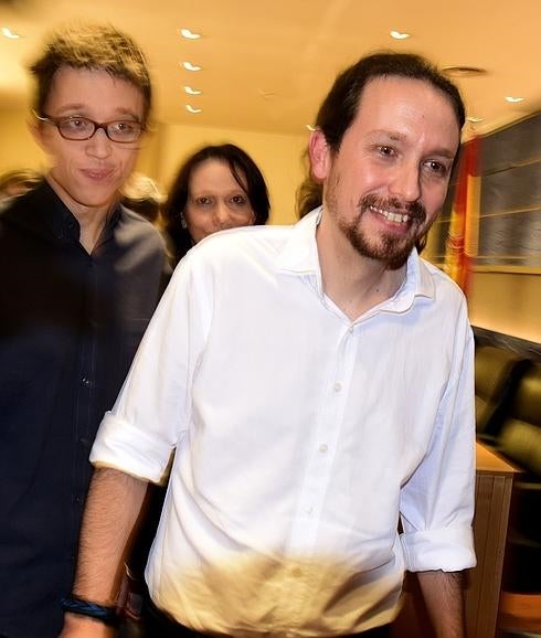 Iglesias cree que «el PSOE de Felipe González está ganando al PSOE del cambio»