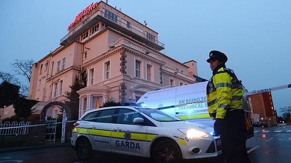 Un muerto y dos heridos graves en un tiroteo en un hotel de Dublín