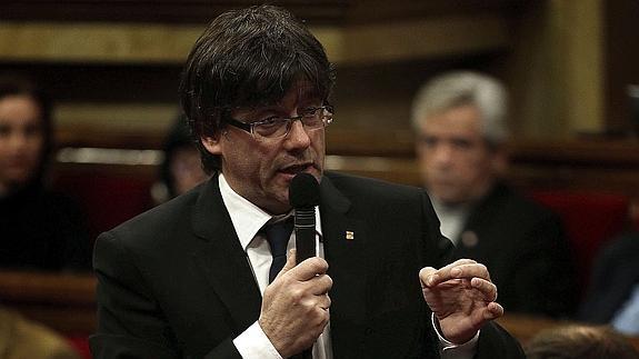 Puigdemont: «No pondremos típex en la tarjeta de visita de Romeva»