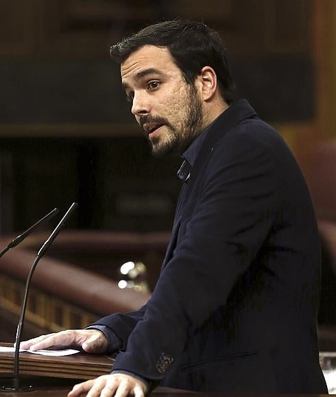 Garzón anima a Sánchez a ser «audaz» para formar gobierno «desde la izquierda»