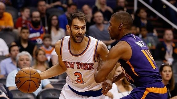 'Doble-doble' de Calderón en el triunfo de los Knicks