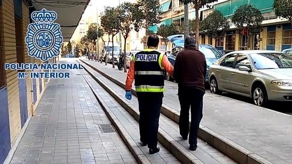 Detenido en Alicante un hombre de 71 años por abusar de cuatro menores