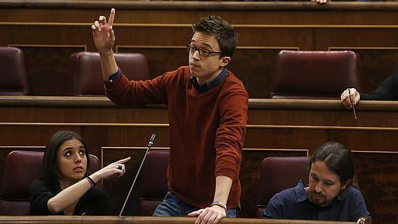 Errejón defiende en el Congreso la legalidad de la financiación de Podemos