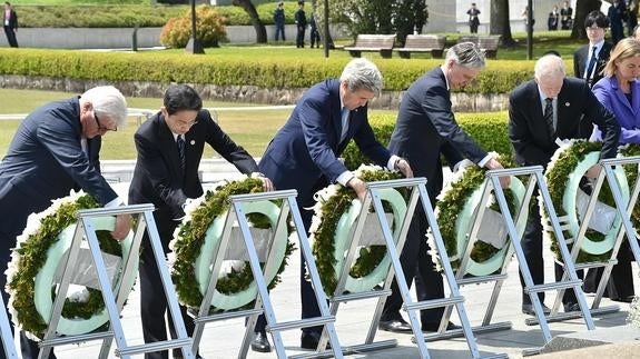 Histórica visita de Kerry al memorial de Hiroshima