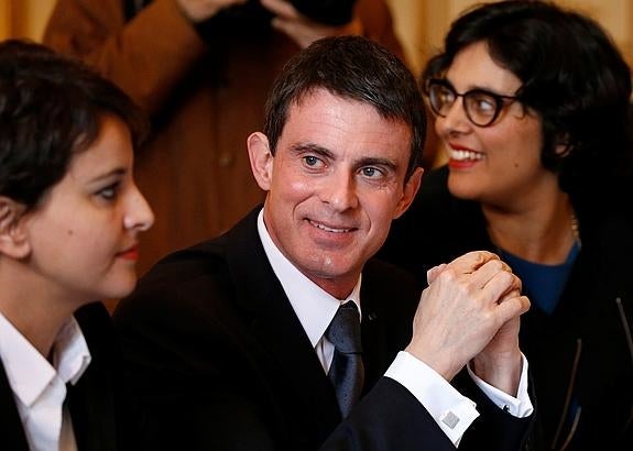 Valls anuncia un plan laboral de 500 millones de euros para aplacar las protestas