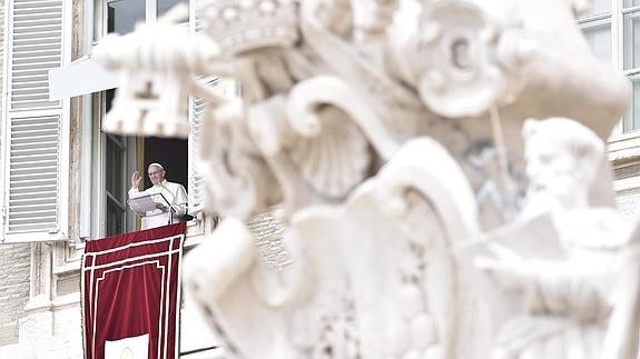 El Papa pide castigar «severamente» a los abusadores de niños
