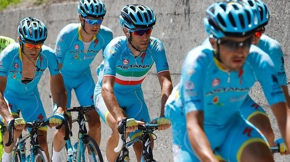 Nibali da un zarpazo al Giro