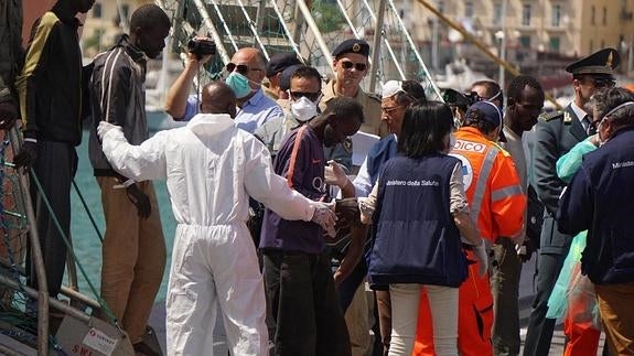 Más de 900 muertos en los últimos naufragios en el Mediterráneo