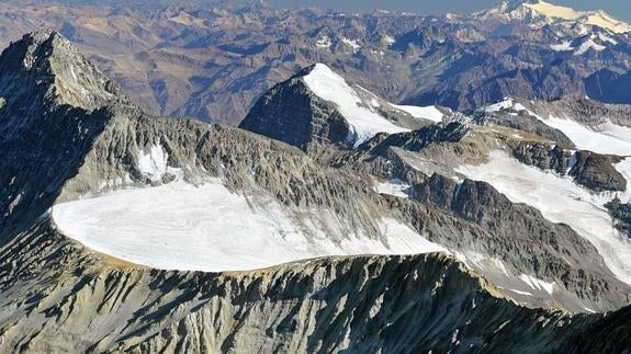 Rescatan a un excursionista español en los Andes