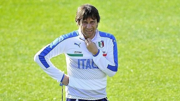 Conte convoca a De Rossi, Insigne, Sturaro y Bernardeschi