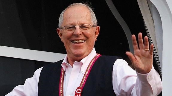 Se reduce la ventaja de Kuczynski sobre Fujimori con el 94,8% escrutado en Perú