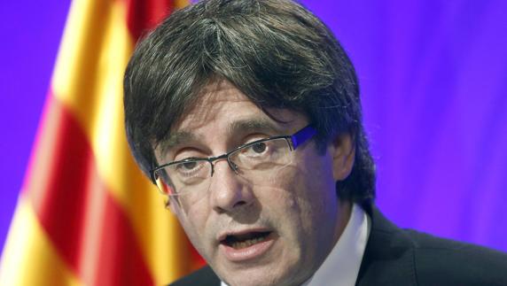 Puigdemont pide a la CUP «lealtad» al proceso soberanista antes de exigir nada