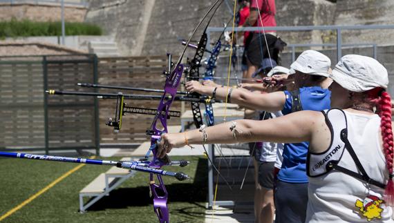 Adriana Martín finaliza trígésima en su debut