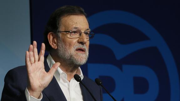 El equipo de Rajoy reprocha que Sánchez se niegue a reunirse con el PP