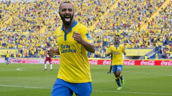 Las Palmas continúa en su nube