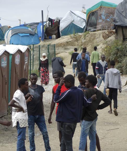 Reino Unido construirá un muro para frenar a los inmigrantes en Calais