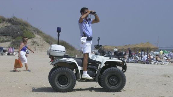 La Policía sorprende a un pedófilo cuando fotografiaba a niños en Valencia