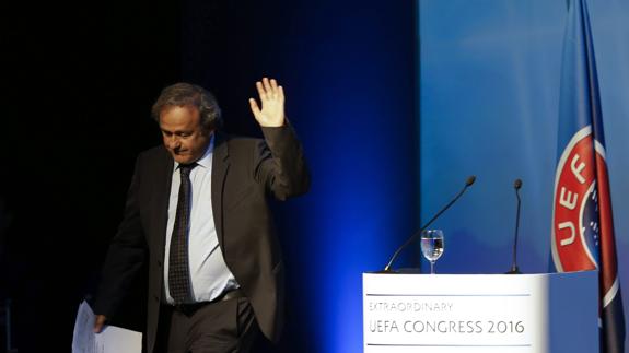 Platini: «Tengo la conciencia tranquila»