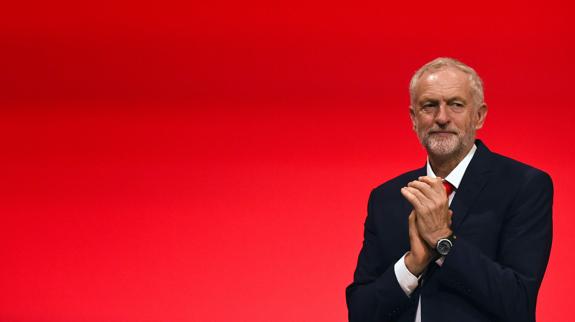 Corbyn rechaza una purga de diputados laboristas críticos, aunque «habrá cambios»