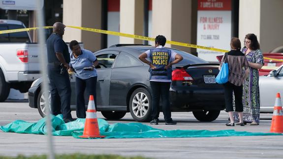 Al menos nueve heridos en un tiroteo en un centro comercial de Houston