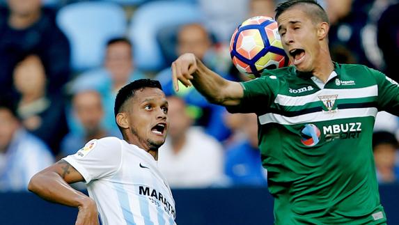 El Málaga borra del campo al Leganés