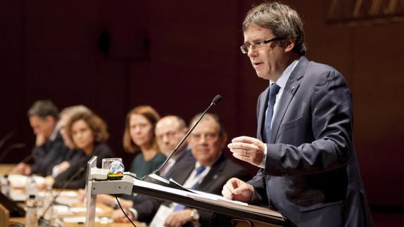 Puigdemont: «Solo la independencia garantiza la pervivencia de las generaciones futuras»