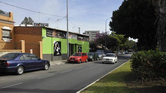 Matan a un hombre a puñaladas en la puerta de un bar de copas en Málaga