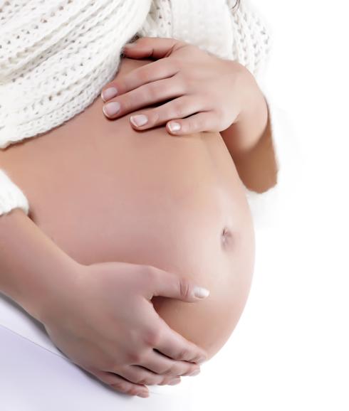 Una sentencia declara la prestación por maternidad exenta de IRPF